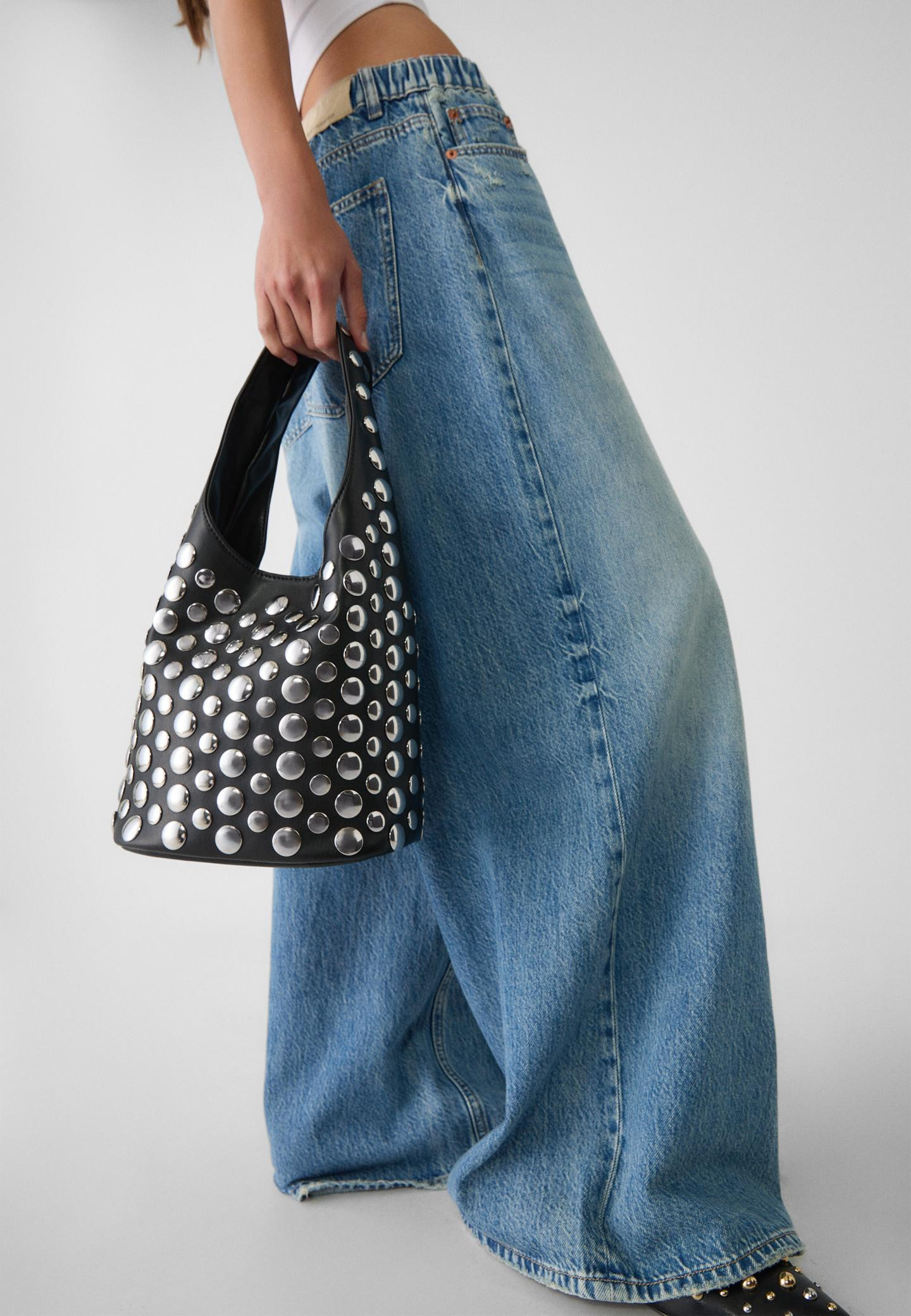 Studded shoulder bag - Women's fashion | Stradivarius United Kingdom | Stradivarius (UK)
