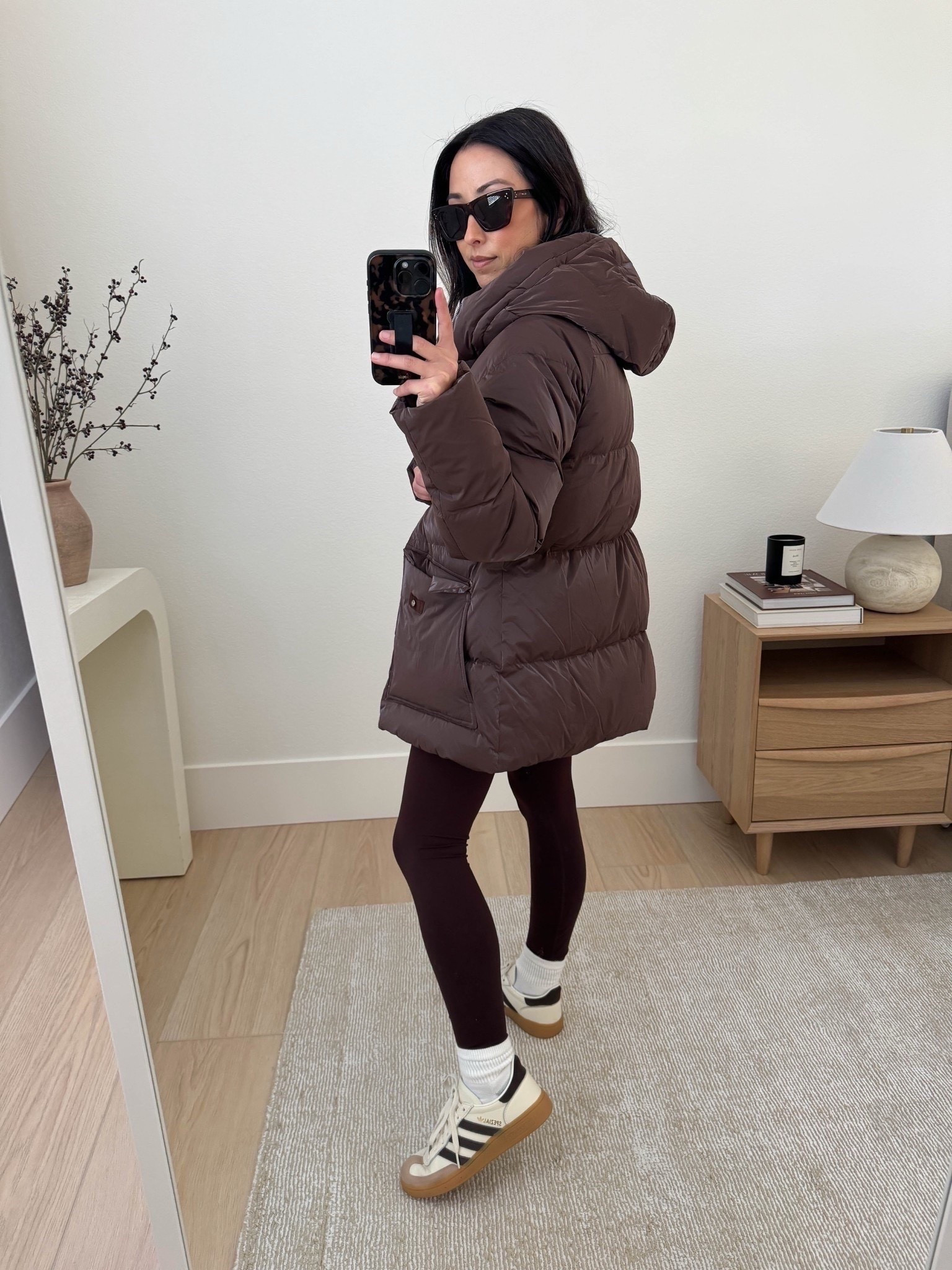 Cozy cold weather outfits. 

Varley puffer xs
Varley leggings small
Amazon socks
Adidas spezial 4 mens
Celine sunglasses

Petite style, winter outfits, winter style 



#LTKSeasonal #LTKPetite