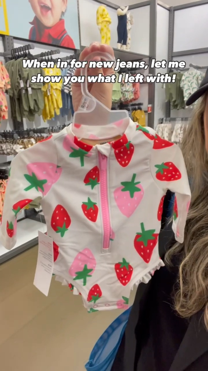 So many cute clothes at Old Navy for the kids! 🍰🍓❤️💭
