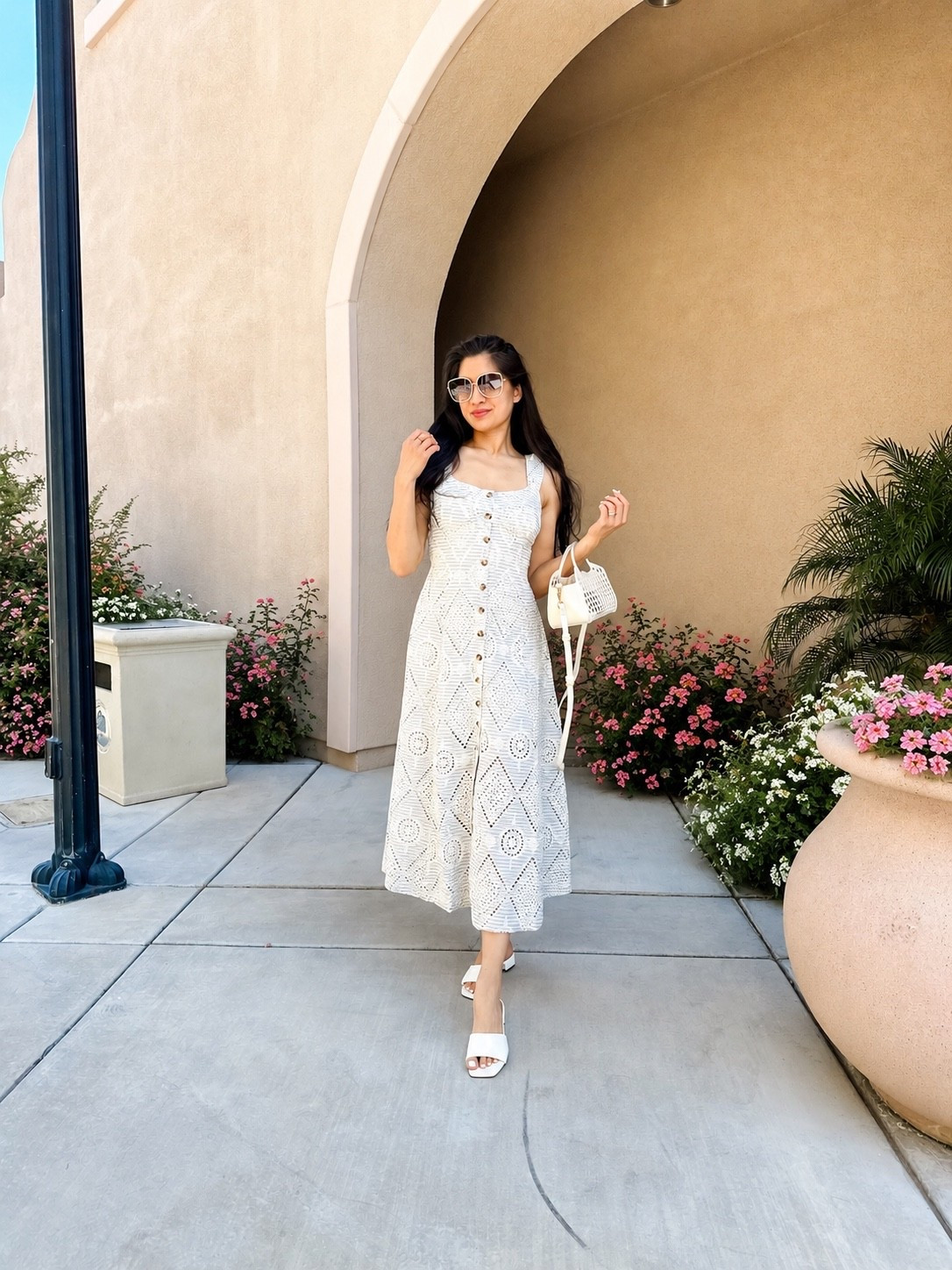 Summer chic even in 100° heat 🥵 use code VIP40 for 40% off my dress!

#LTKootd #LTKSeasonal #LTKSaleAlert