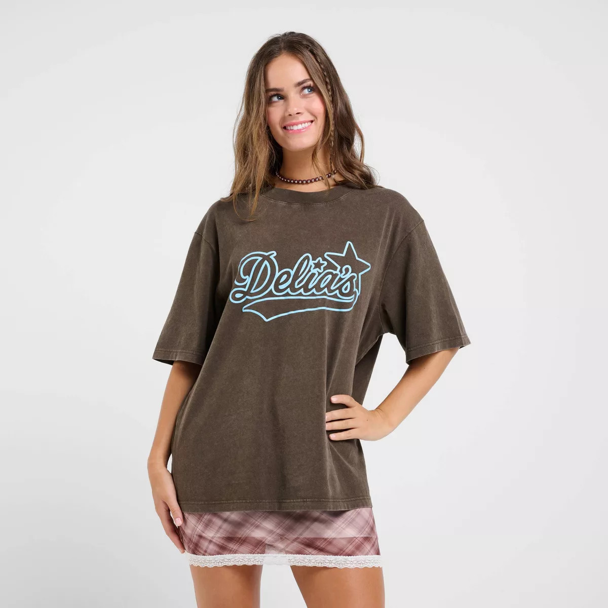 Women's dELiA*s Relaxed Short Sleeve Graphic T-Shirt - Brown M