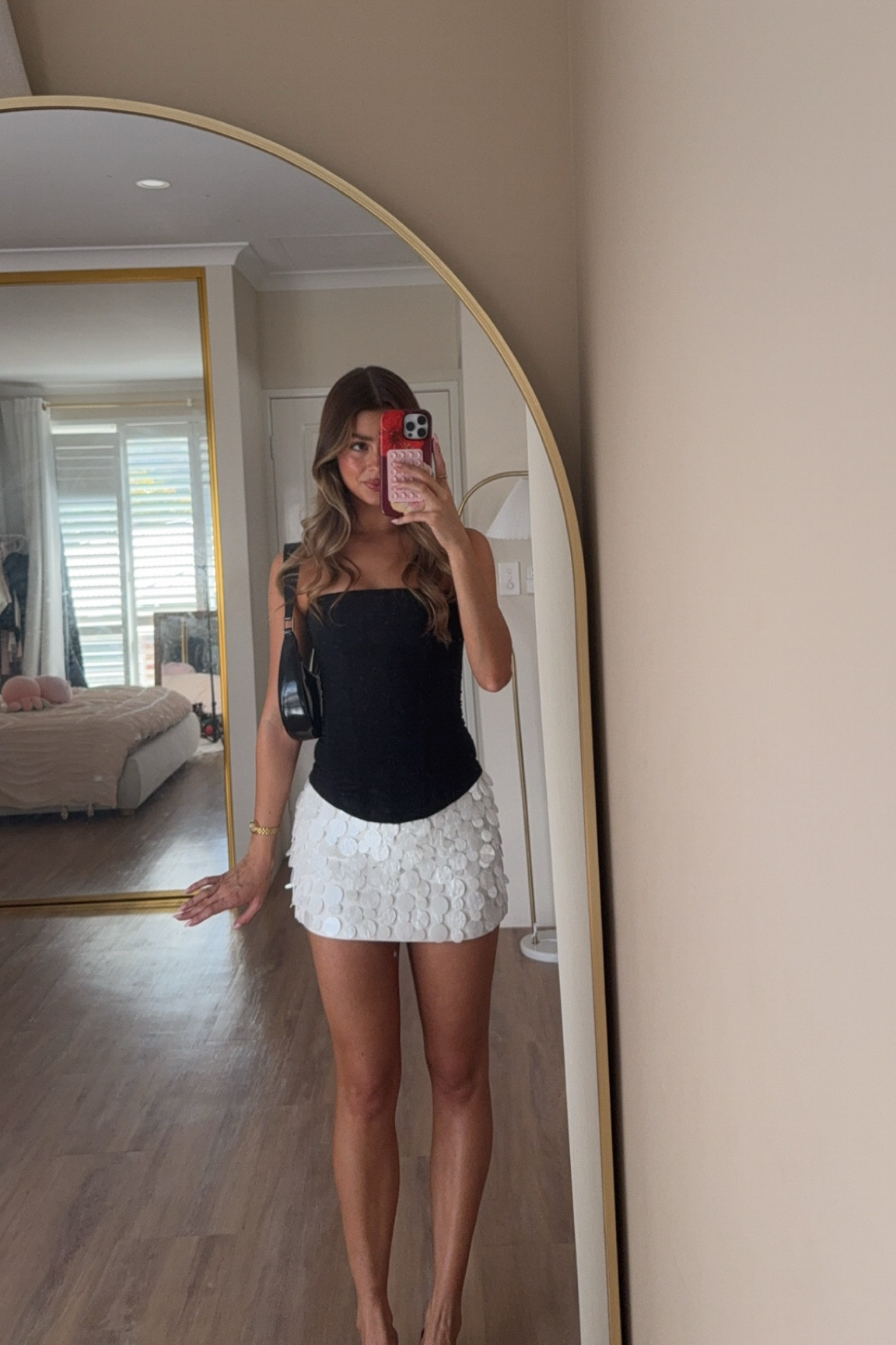 Wearing a 6 in everything x