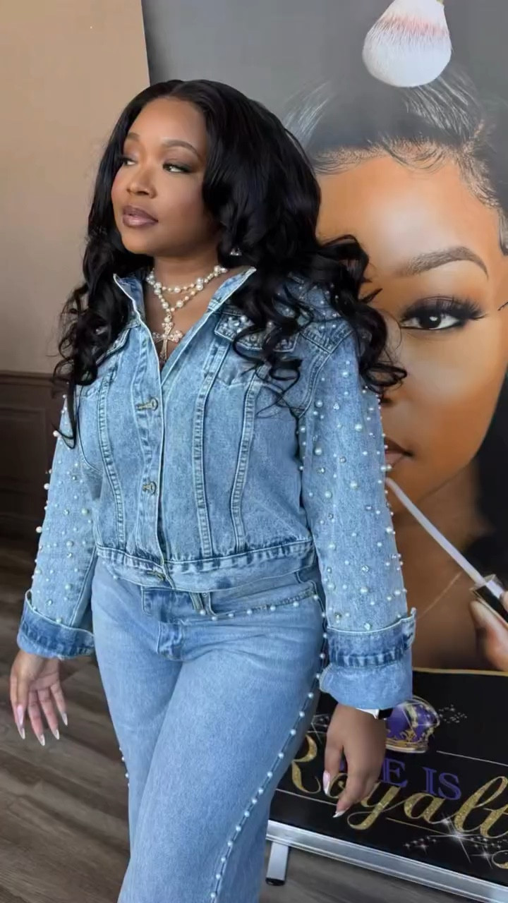 Whine slow and get ready with me 💃🏾 Brands used: @danessamyricksbeauty @toofaced @lorealparis @milanicosmetics @bennyemakeup @sephoracollection @elfcosmetics @morphebrushes 

#sheisroyalty #OOTD #quickmakeuptutorial 
#denimandpearls #grwm
