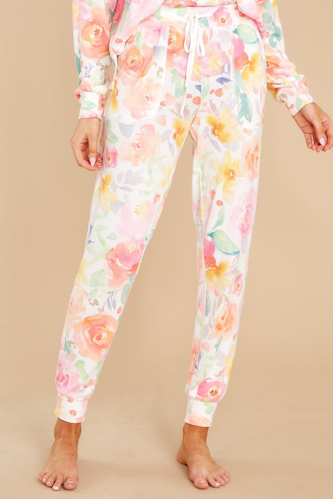 Skipping Through Flowers White Multi Floral Jogger | Red Dress 