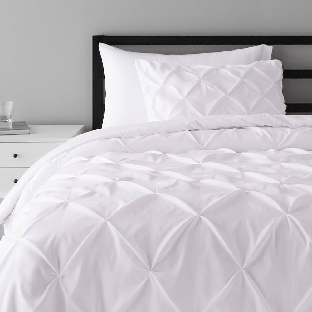 Amazon Basics Pinch Pleat All-Season Down-Alternative Comforter Bedding Set - Twin/TwinXL, Bright... | Amazon (US)