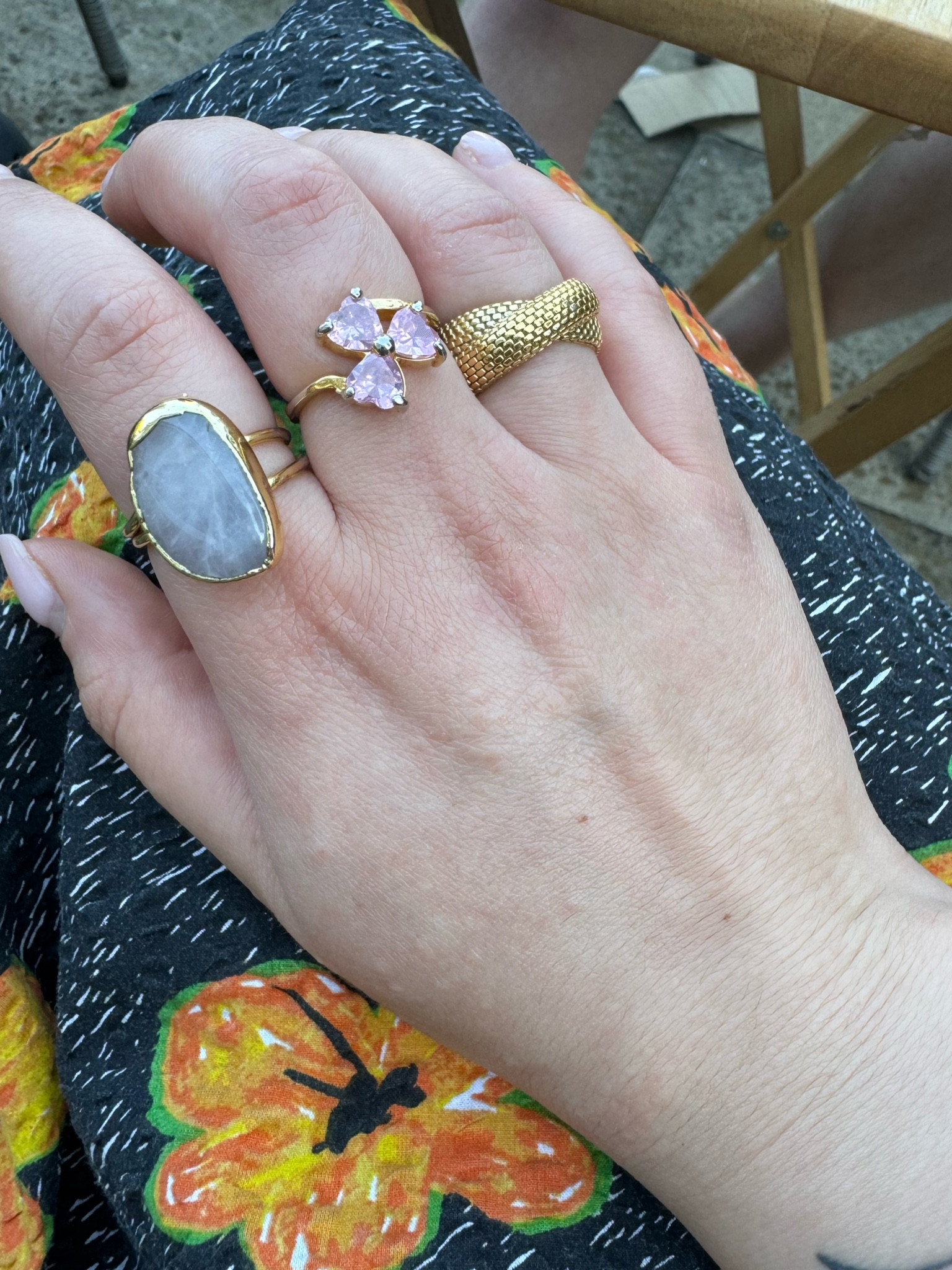 my right hand ring stack is currently consisting of big chunky rings and i’m loving it 

— jewellery, rings, monica vinader, chunky gold rings, statement pieces 

#LTKeurope #LTKover50style #LTKstyletip