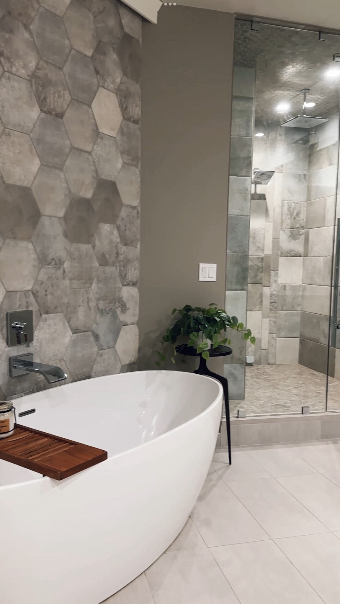 Check out my favorite go-to’s for my bathrooms. Everything from organization pieces, towels and decor! 

#LTKHome #LTKFindsUnder50 #LTKSaleAlert