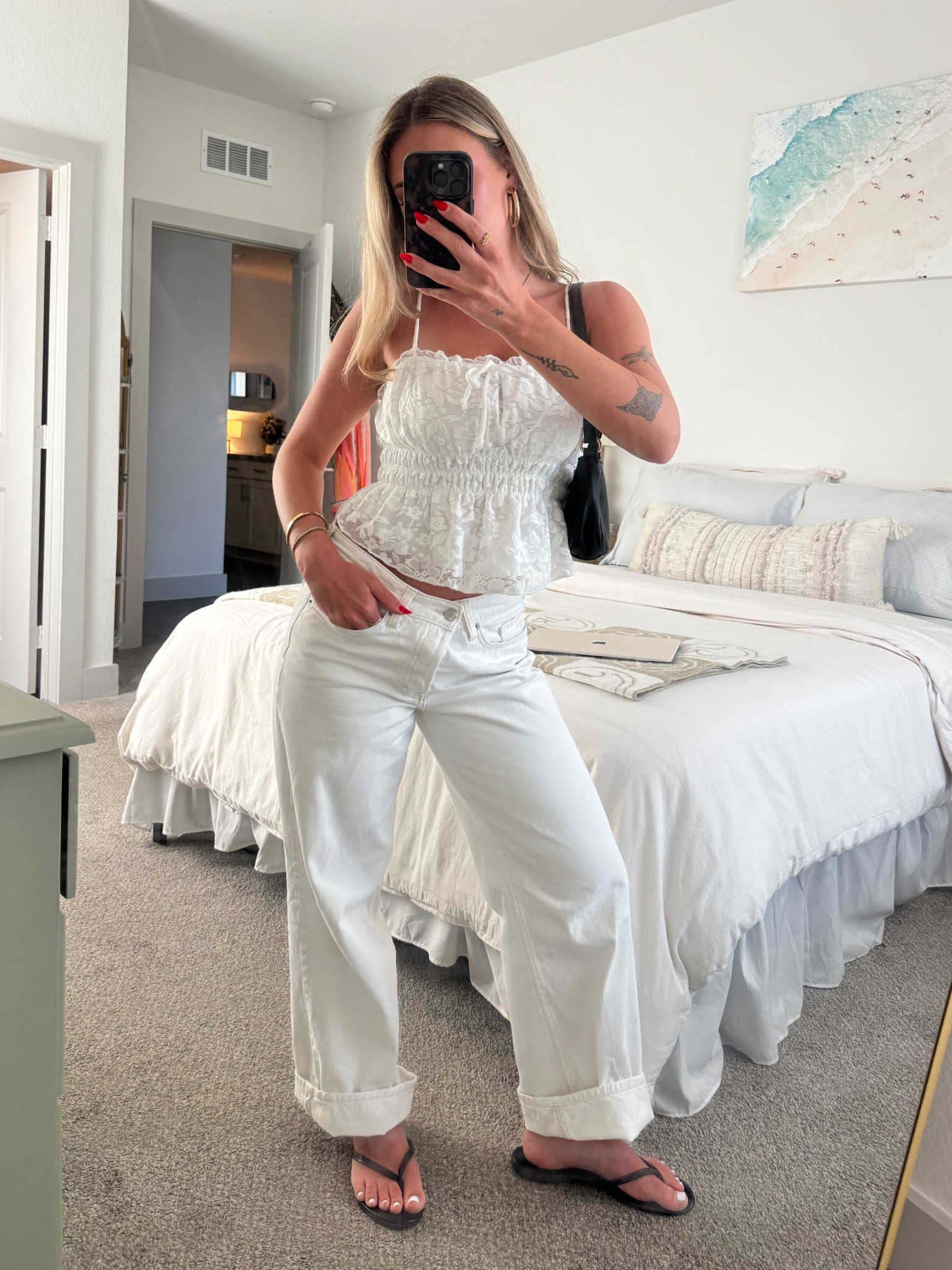 tonight’s ootd 🤍