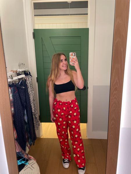 the aerie Christmas pajama pants this year are popping off! ❤️‍🔥

#LTKGiftGuide #LTKHoliday #LTKSeasonal