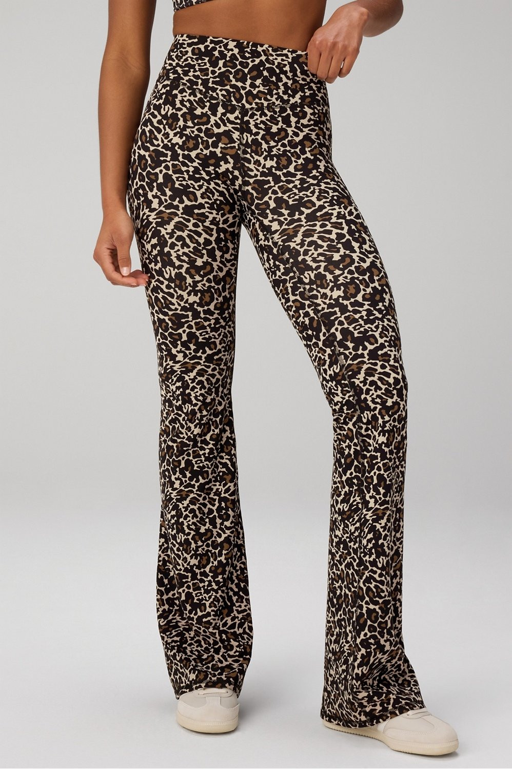 PureLuxe High-Waisted TLC Kick Flare | Fabletics