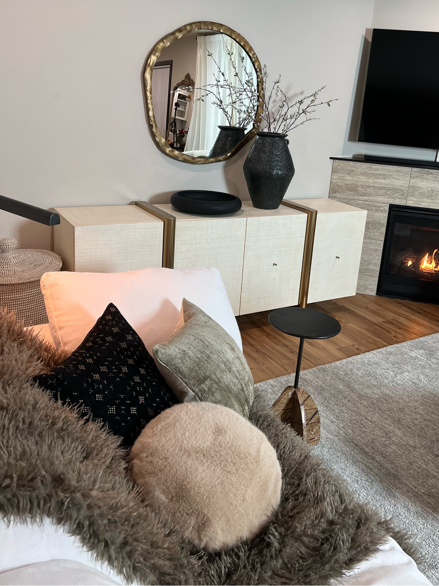 Shop my living room 🤍

#LTKstyletip #LTKhome #LTKsalealert