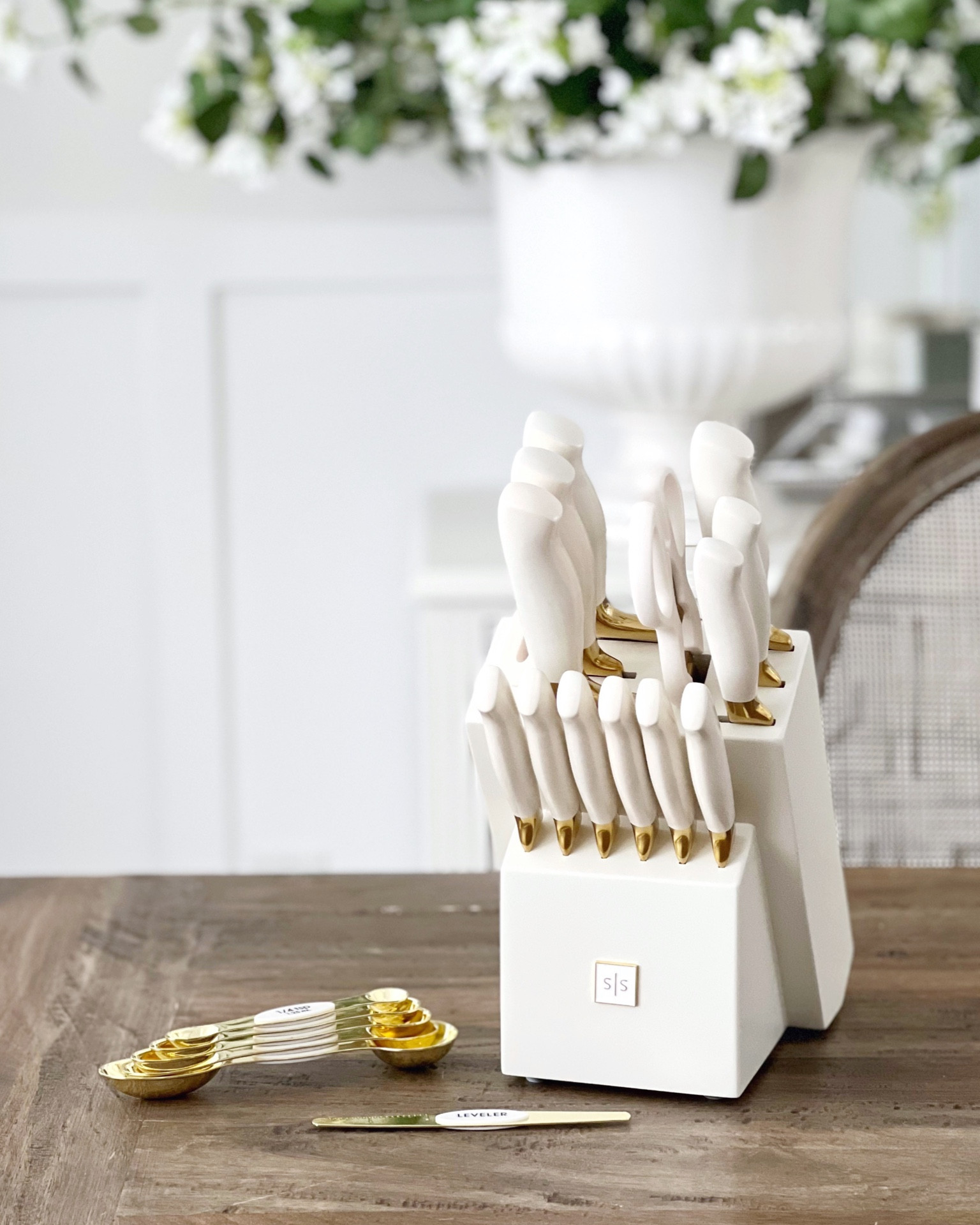 Styled Settings white and gold knife block and magnetic measuring spoons. Back in stock!


#LTKFind #LTKhome