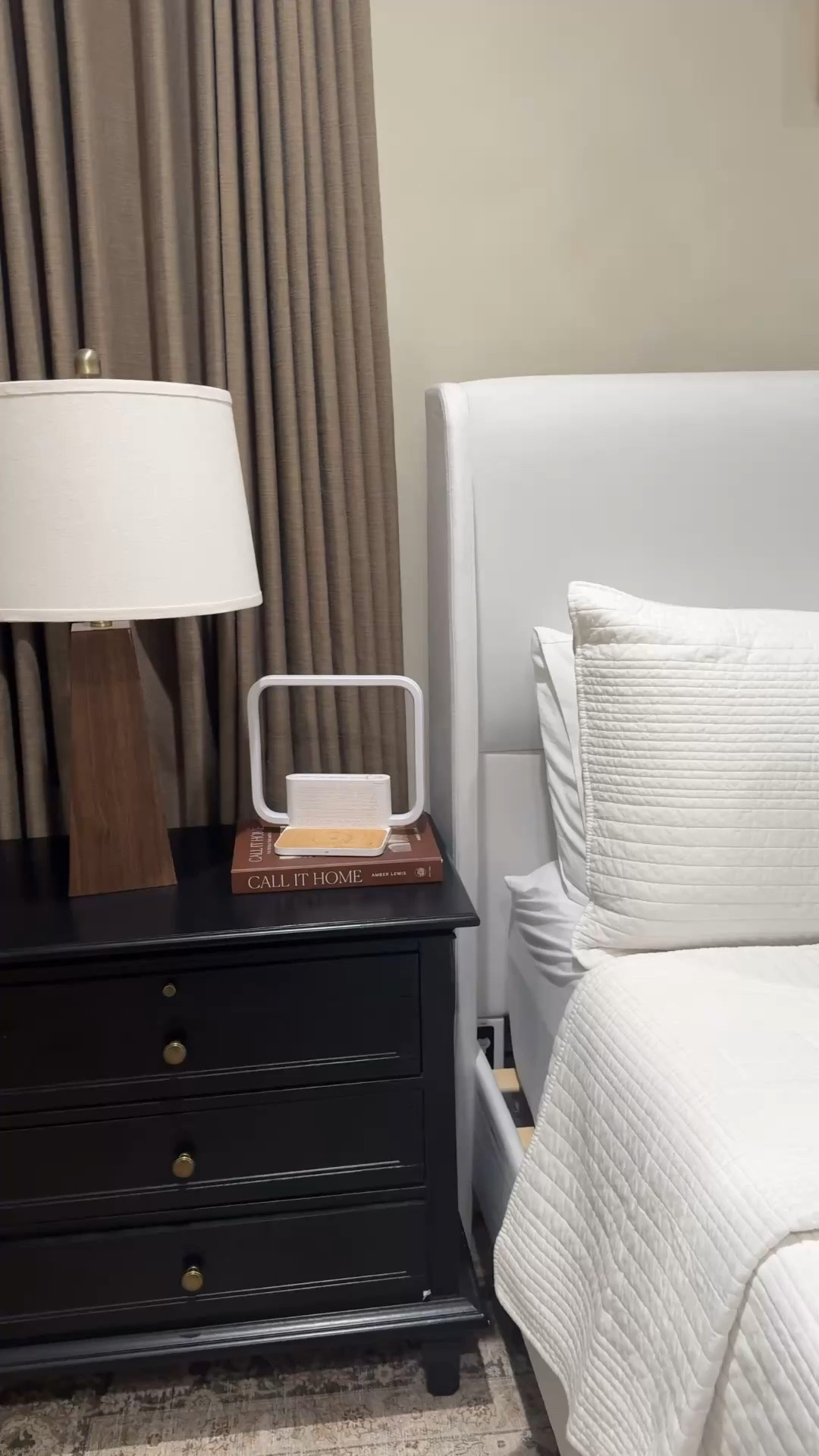 Minimal, modern, and so functional ✨
Obsessed with pieces that look good and make life easier 🤍
Perfect for recent college students settling into their new space 🎓

#dormdecor #collegedecor #dormroomideas #collegeapartment #studentliving #freshmandorm #collegeessentials #dorminspo #collegegirl #backtoschoolvibes #dormsetup

#LTKstorytime #LTKKids #LTKmorningroutine