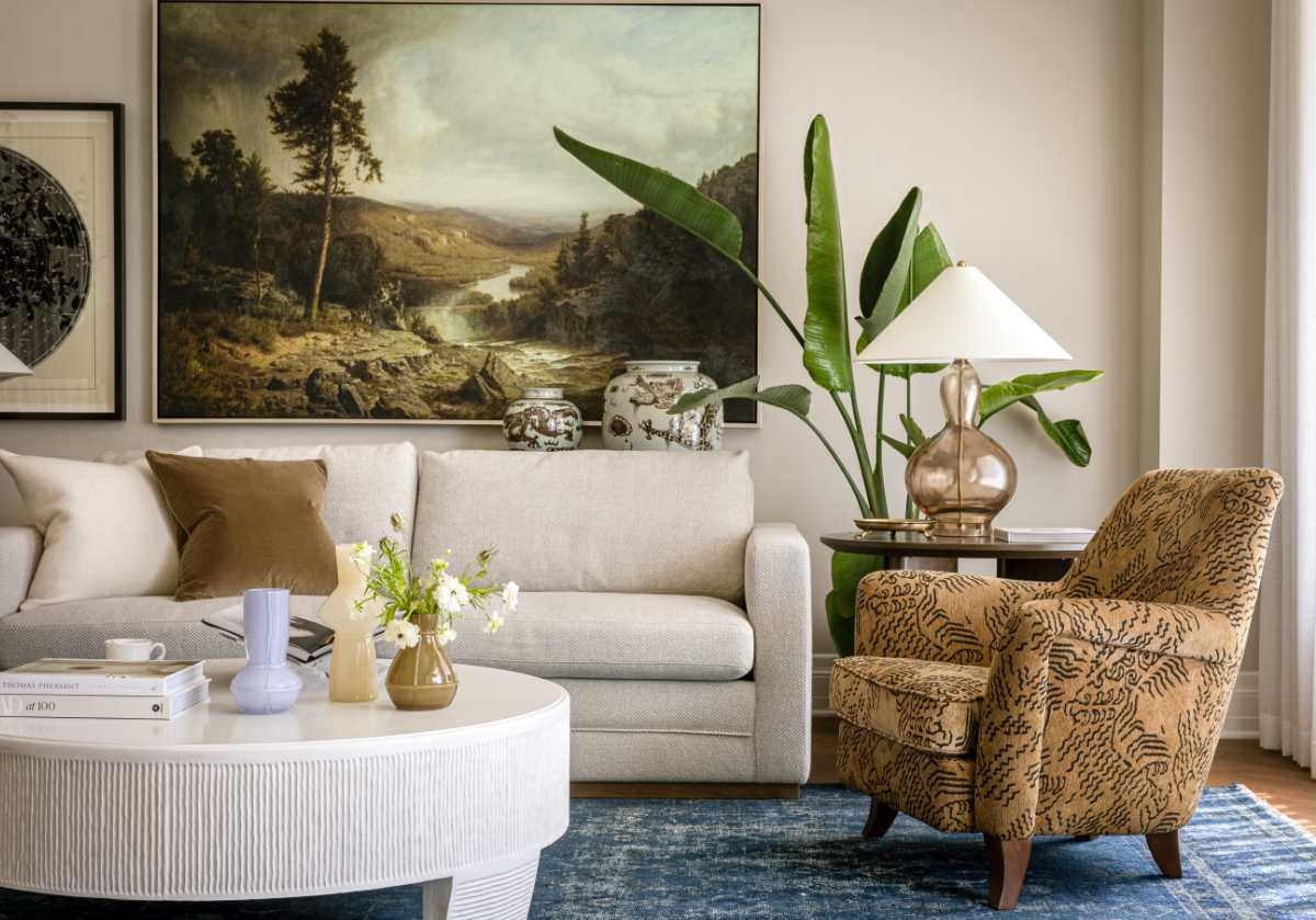 LUCCA ROUND COCKTAIL TABLE | Alice Lane Home Collection