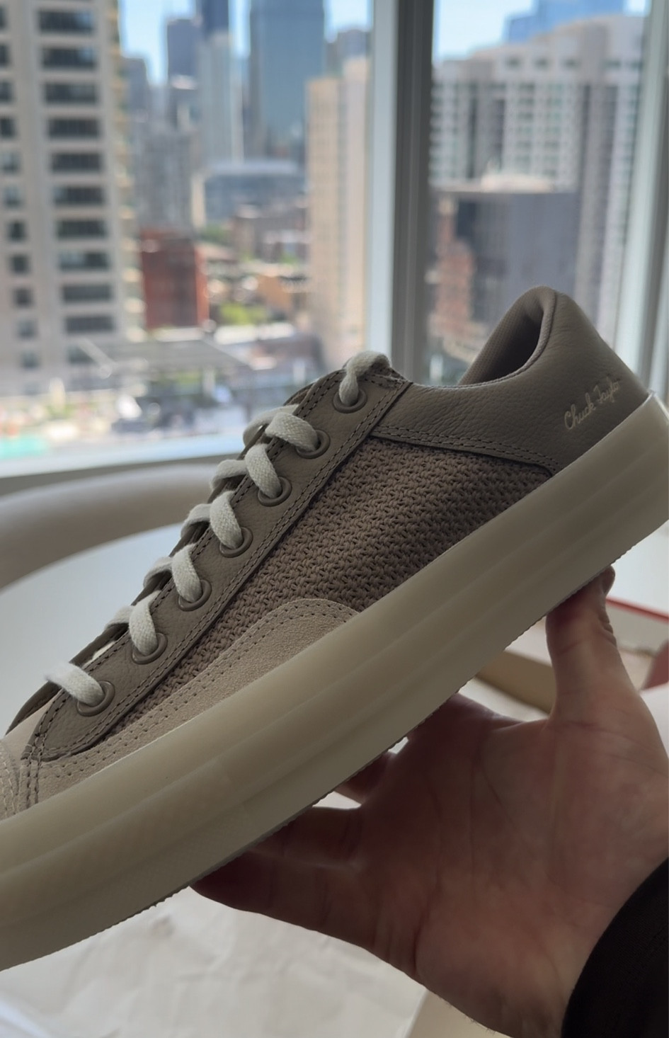 Men's converse unboxing  One of my new go-to sneakers and for a steal of a price. Will be posting a white pair soon 👀

#LTKMens #LTKShoeCrush #LTKGiftGuide