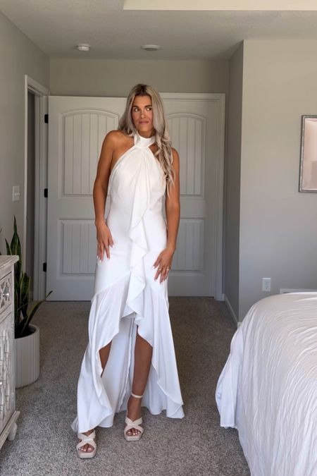 dress is spendy but the quality is SO GOOD! linking more affordable options too :)
in a size 0

white dress // bridal dress // engagement party // bride to be // formal dress 

#LTKstyletip #LTKparties #LTKwedding