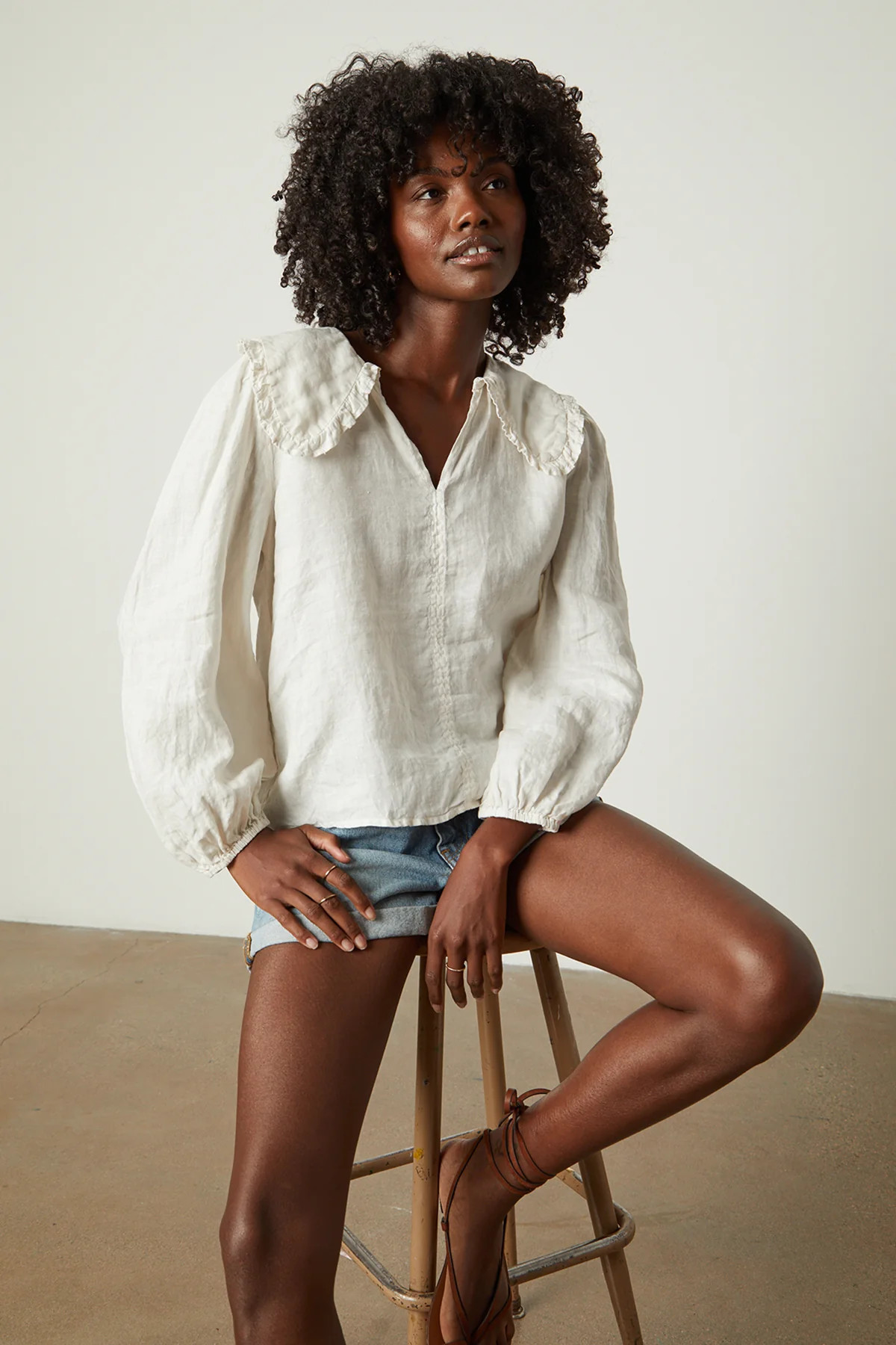 SOFIA WOVEN LINEN COLLAR V-NECK TOP | Velvet by Graham & Spencer