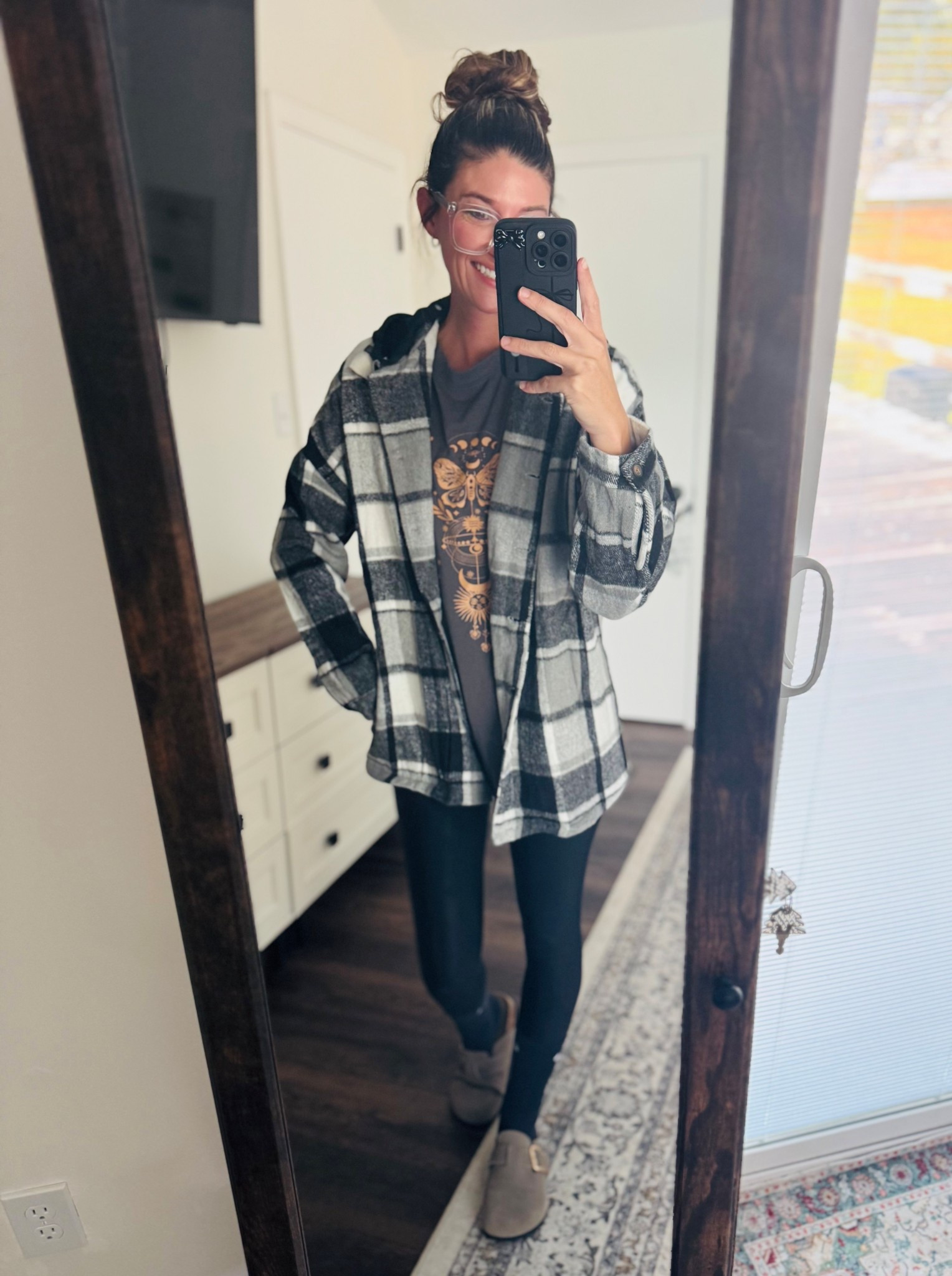 Fall on the go outfit. Comfy and casual fall 

#LTKActive #LTKShoeCrush