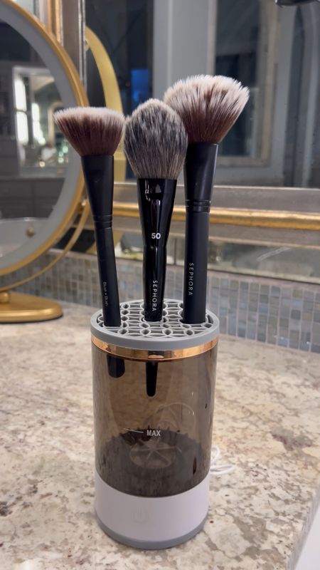 Let teach you how to clean your makeup brushes!
#justjeannie #makeupbrush #makeupbrushcleaner 

#LTKhome #LTKstyletip #LTKU