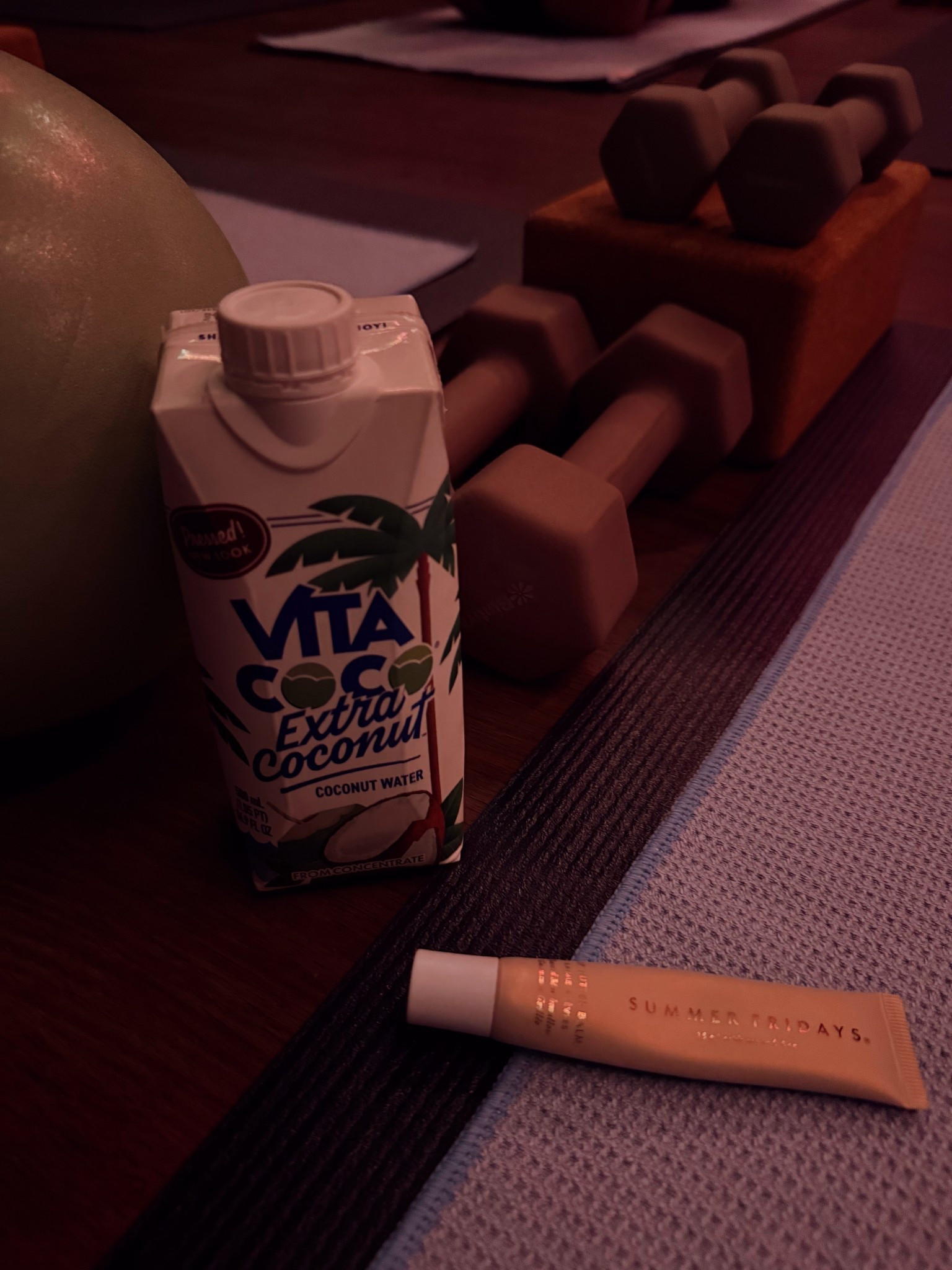 Heated mat Pilates fueled by vita coco & Summer Fridays

#LTKBeauty #LTKActive #LTKdayinmylife