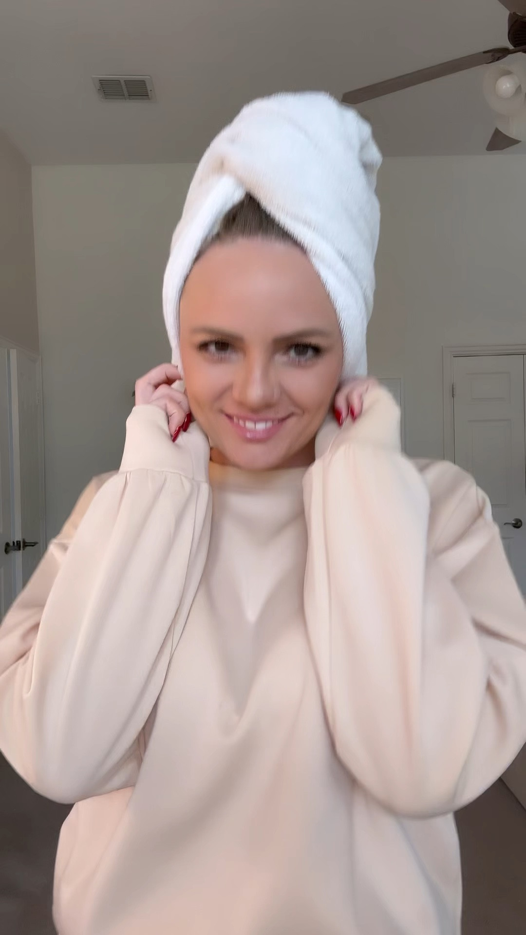 Such a beautiful pink hair dryer by Conair, it’s lightweight but also very powerful. Love it!

#LTKbeauty #LTKparties