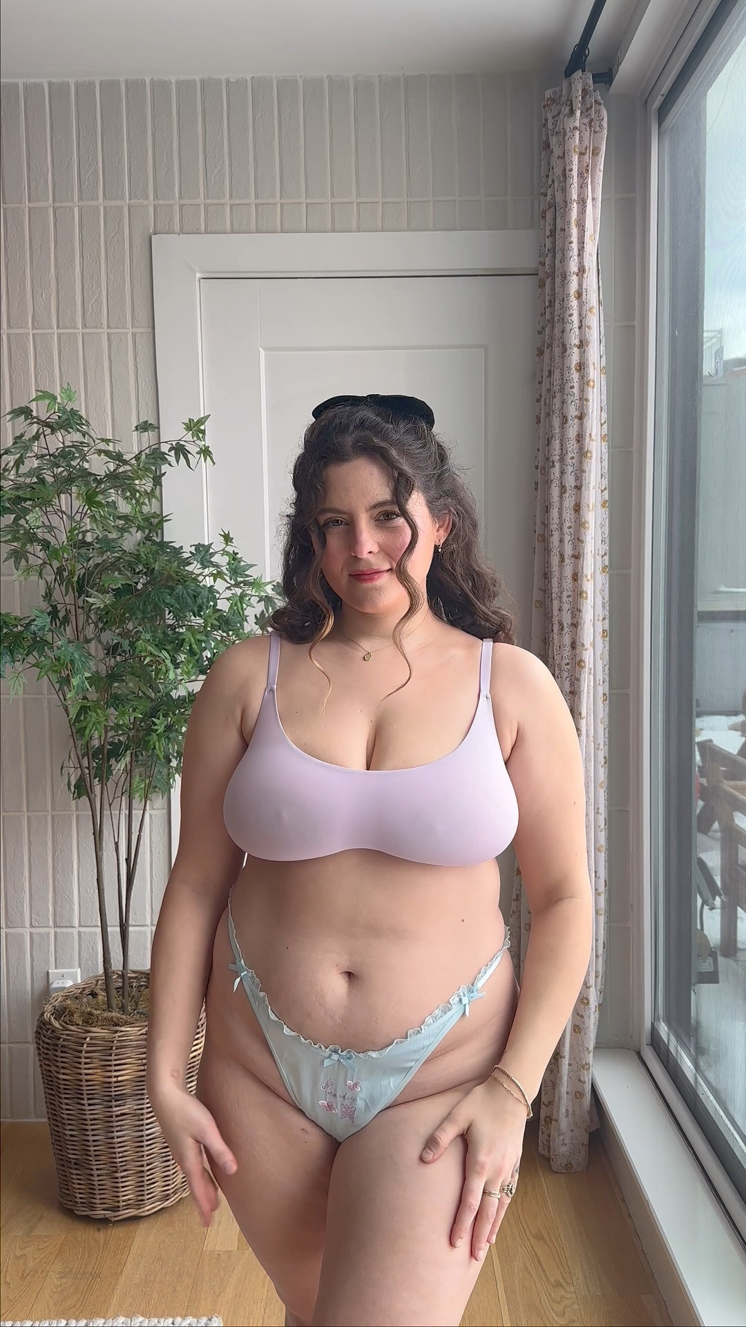 Did a little black dress try on from multiple stores! Including free people, Abercrombie and revolve

#LTKparties #LTKMostLoved #LTKmidsize