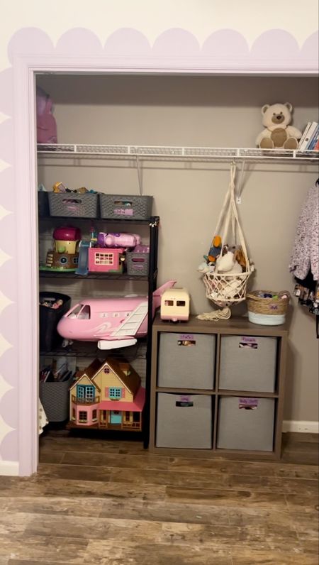 Girls Room Toy Organization (that really works!)