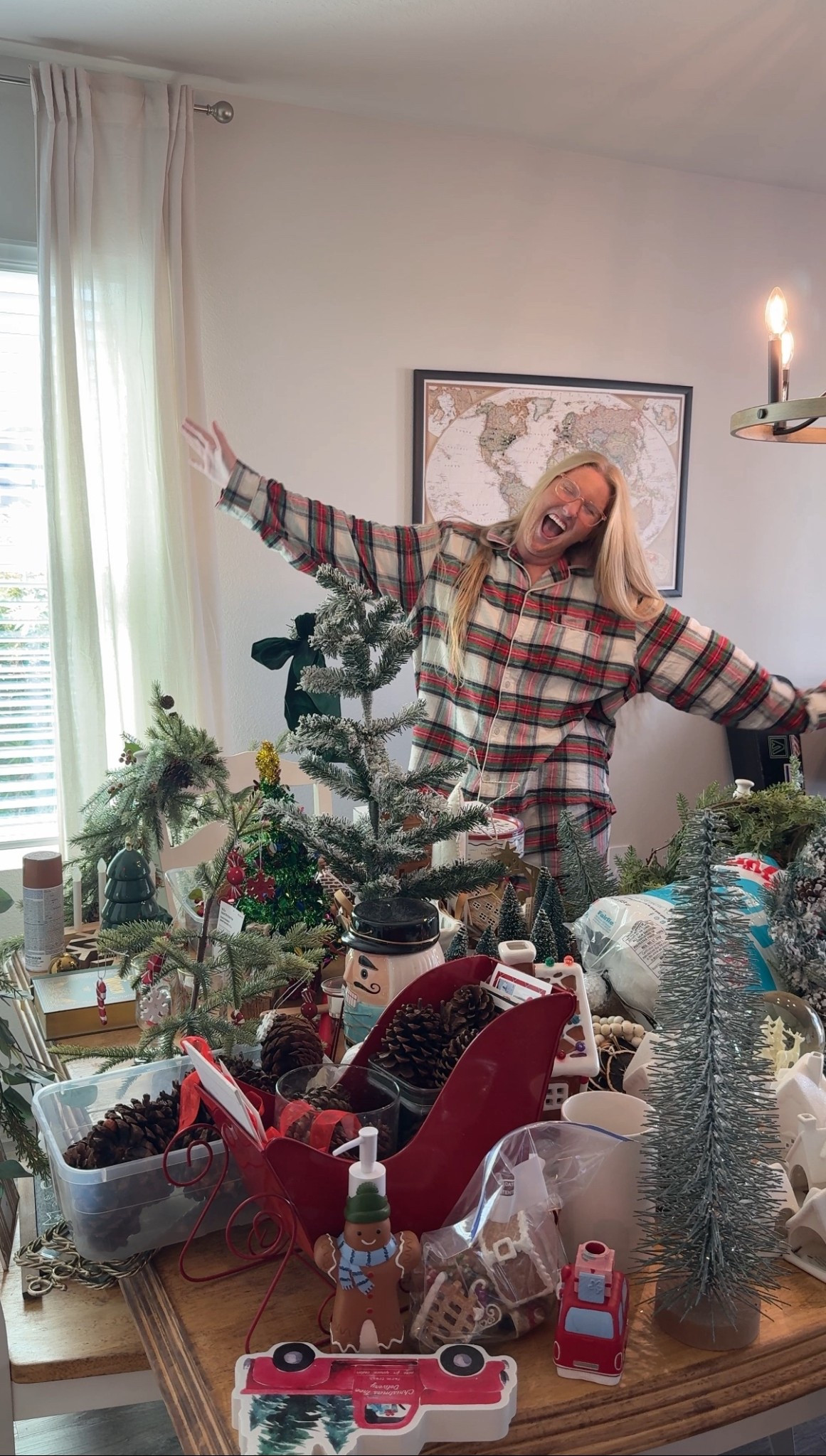 Link to some of my fave Christmas decor items! I wasn’t able to link everything exactly, but I made sure to link similar items 🎄✨🎁❄️🕯️☃️

#LTKHoliday #LTKHome #LTKSeasonal