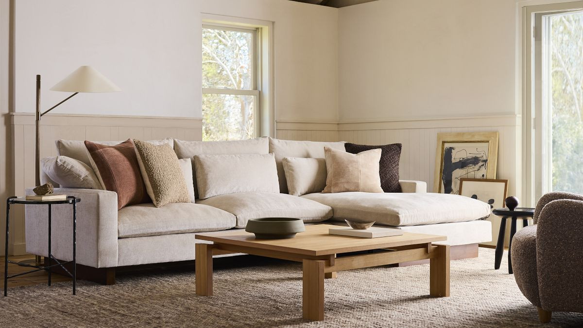 Harmony 2-Piece Chaise Sectional (112"–128") | West Elm (US)