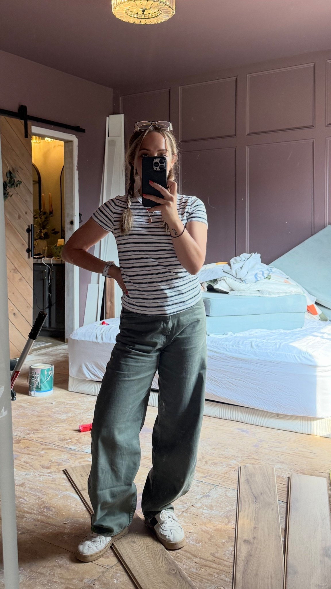 Outfit details! These baby tees are my favorite right now. I love the rib detailing and how soft they are! And I’ve been hesitant to jump on the barrel jean but these ones are subtle and so so comfortable!