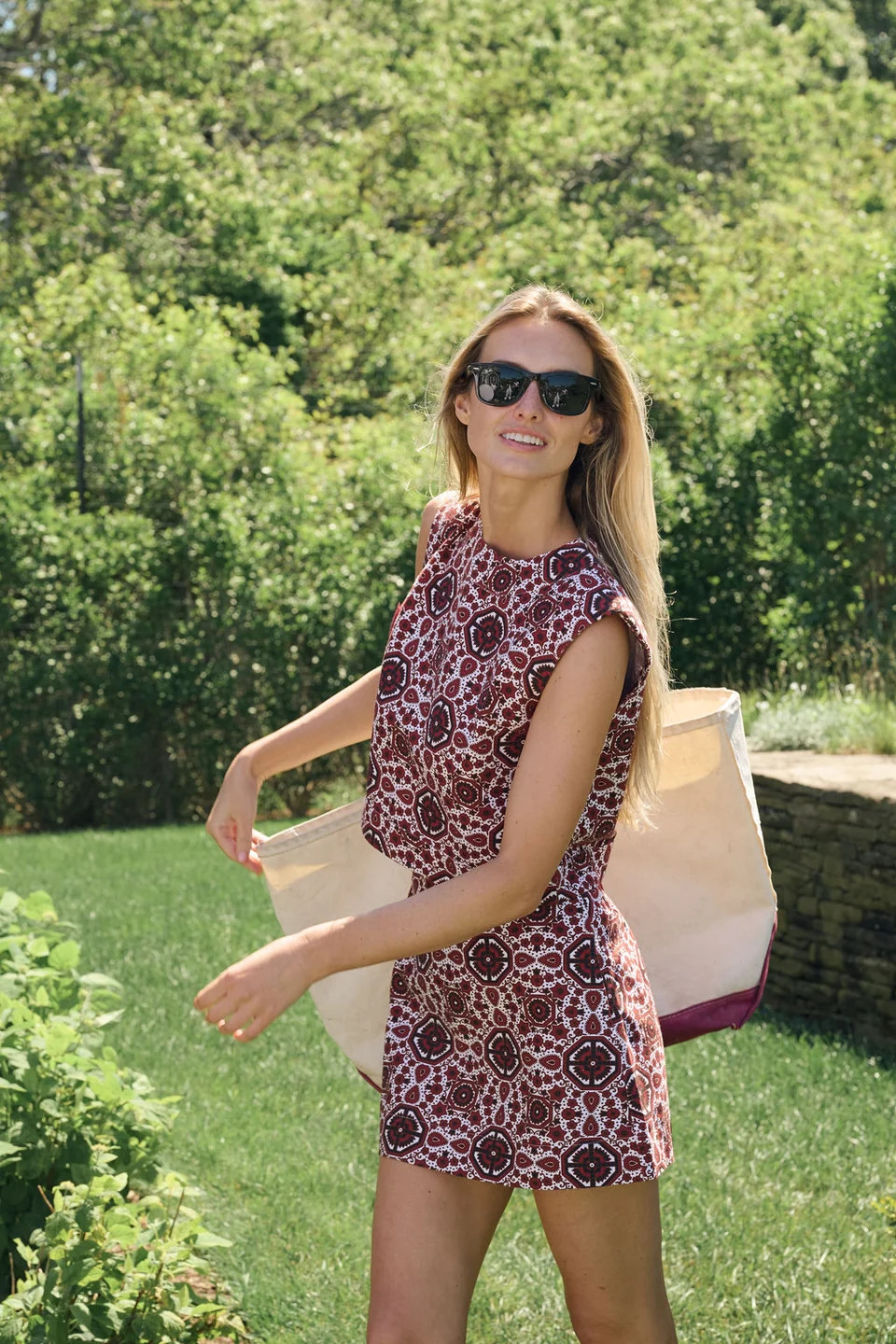 Slim Shell Top - Coco Castillo Medallion | Julia Amory