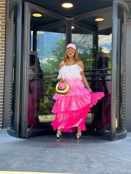 A fun flirty pink ombré maxi dress for summer 

#LTKOver40 #LTKMidsize #LTKStyleTip