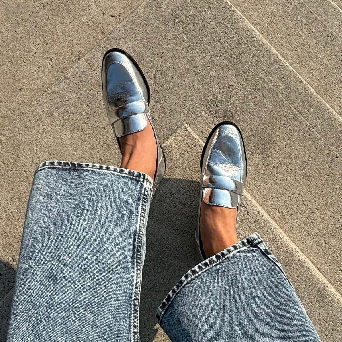 The Andie Loafer - Silver Crinkle Mirror | Margaux