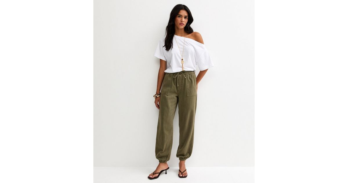 Dark Khaki Cotton Tapered Cargo Trousers | New Look | New Look (UK)
