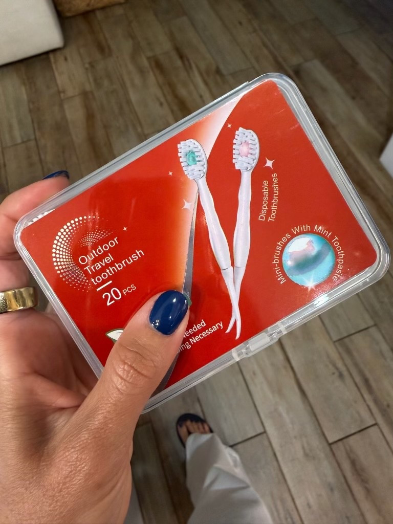 My favorite travel toothbrushes!

Amazon, amazon prime, travel toothbrush, on the go, must-have