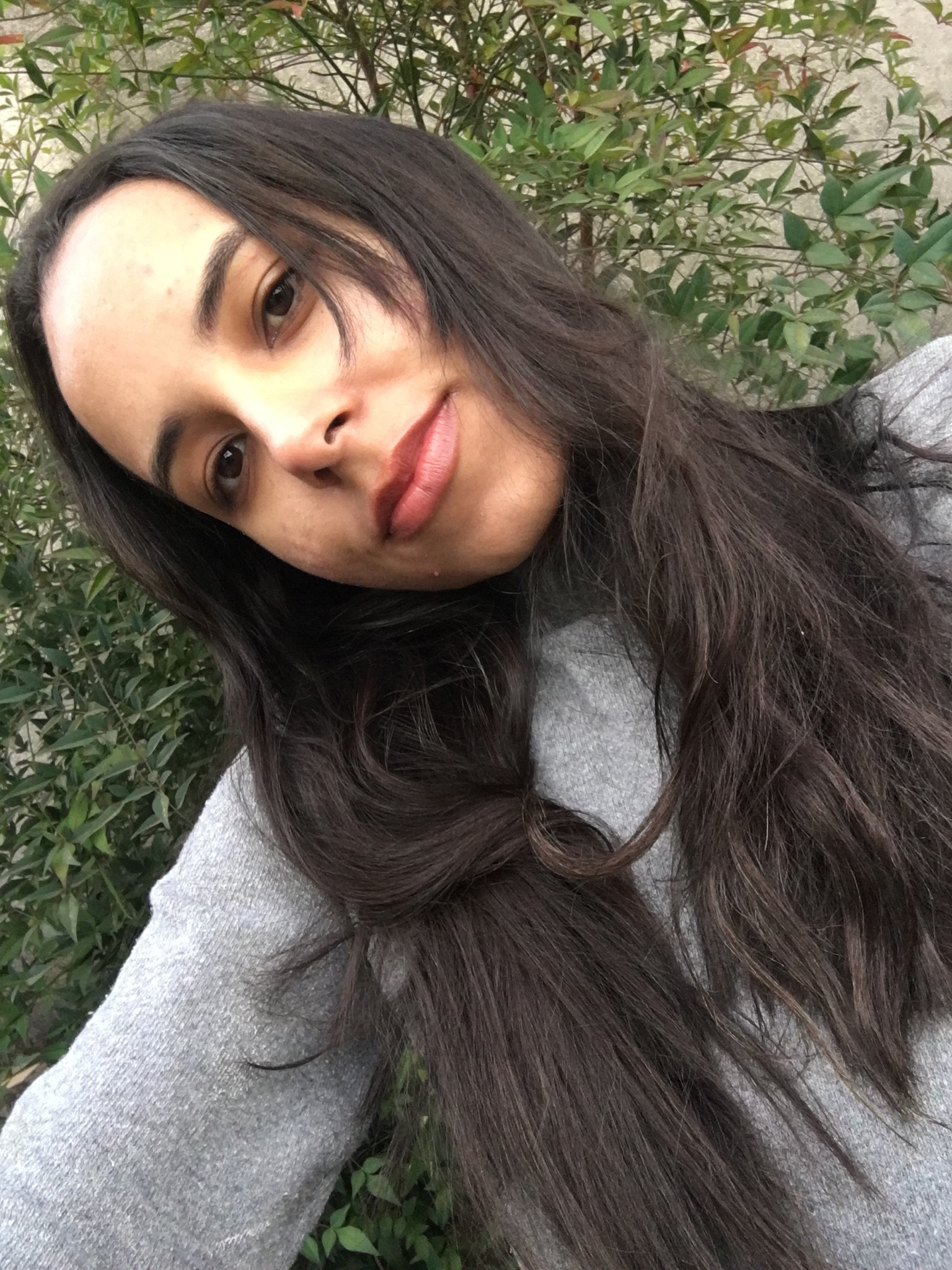 Terçou de rosto limpo 🧼 
O que está te salvando do ressecamento nesse frio? 
Eu tô gostando muito de usar a pomada bepantol ✨
Hidrata bastante a pele, uso nos lábios também ✨
Durante o frio o banho na água quente tira toda oleosidade da nossa pele, então é sempre bom tá repondo de forma externa essa hidratação✨
Ah, e interna também!! Não se esqueçam de beber água 💦 

#LTKhome #LTKbrasil #LTKbeauty