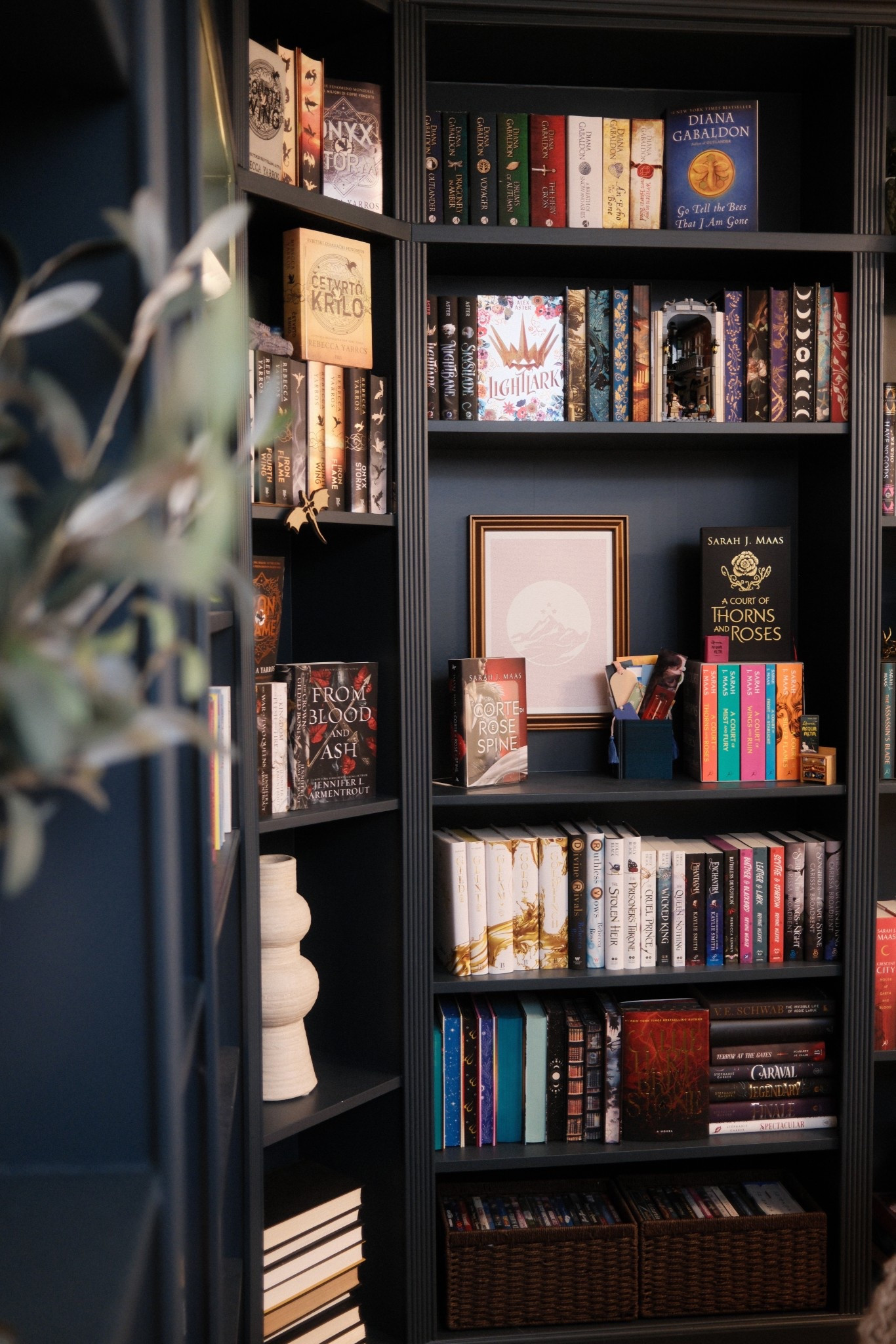 Library views 📚

#LTKSeasonal #LTKHome #LTKstorytime