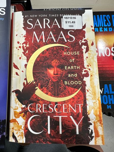 Crescent City House of Earth and Blood by Sarah J Maas 

#LTKFindsUnder100 #LTKFindsUnder50