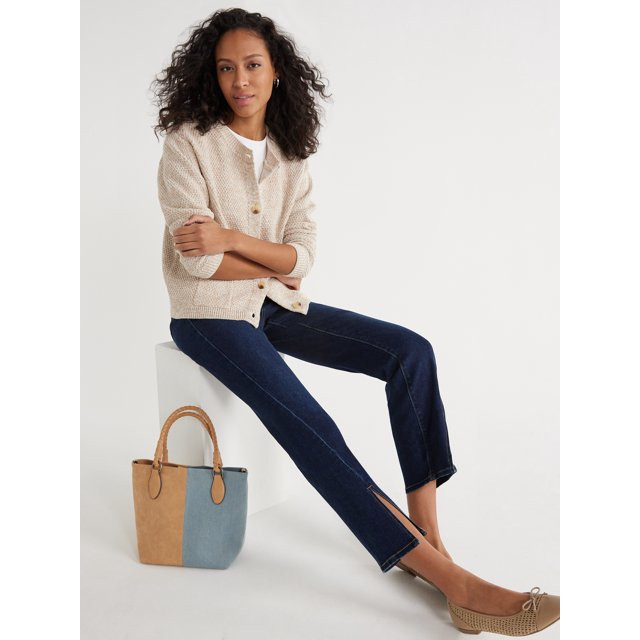 Time and Tru Women's Slit Hem Straight Leg Jeans, 28" Inseam for Regular, Sizes 2-20 | Walmart (US)