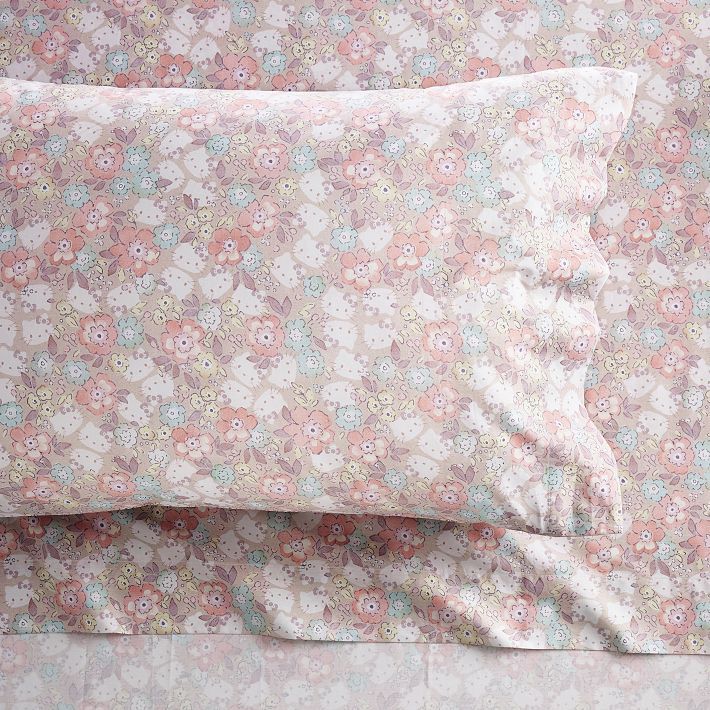 Hello Kitty® Heritage Floral Sheet Set | Pottery Barn Teen