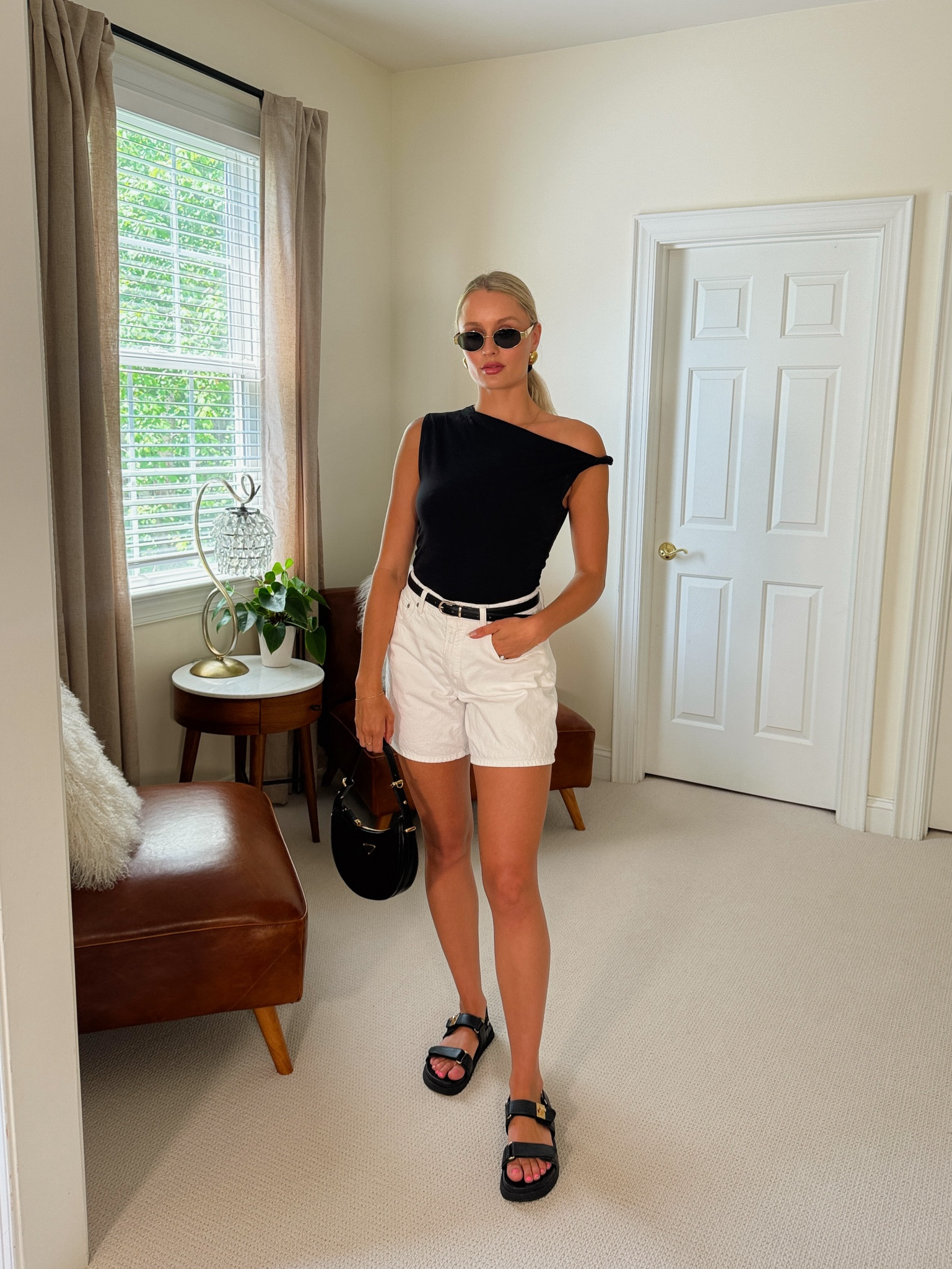 Very into the black and wine aesthetic lately 🖤🤍

#LTKFindsUnder100 #LTKTravel #LTKFindsUnder50