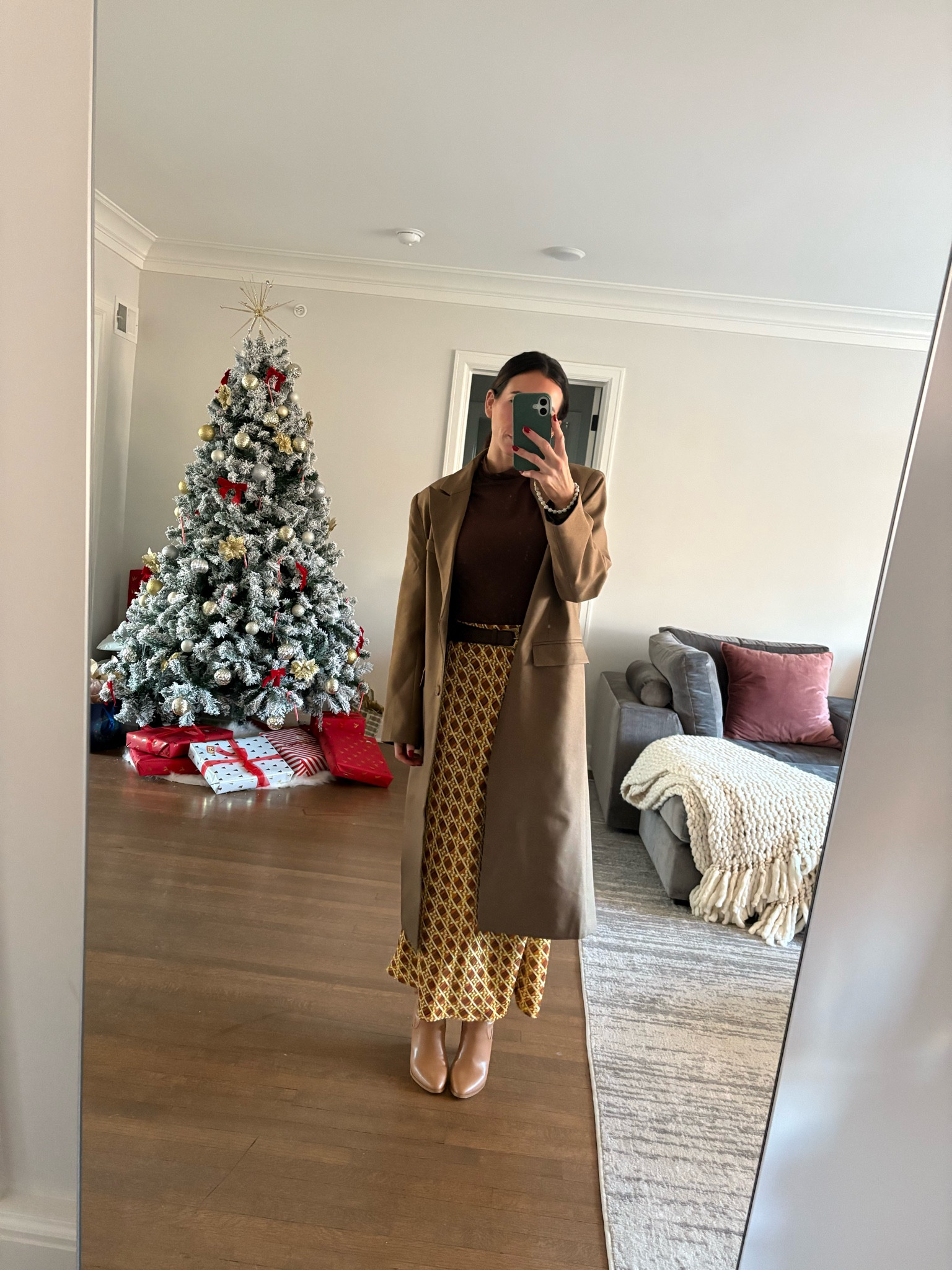 Wasn’t lying when I said I was very into silk maxi skirts 😜 Loved this work fit!

#LTKParties #LTKStyleTip #LTKWorkwear