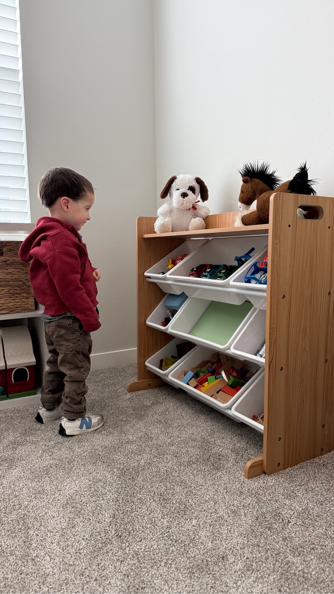 We are loving these toy organizers! If you are needing a way to help, keep your house tidy with little ones running around this is definitely the ticket! They have so many different options and so many different styles/colors. Take your pick! 


#LTKHoliday #LTKHome #LTKmomlife