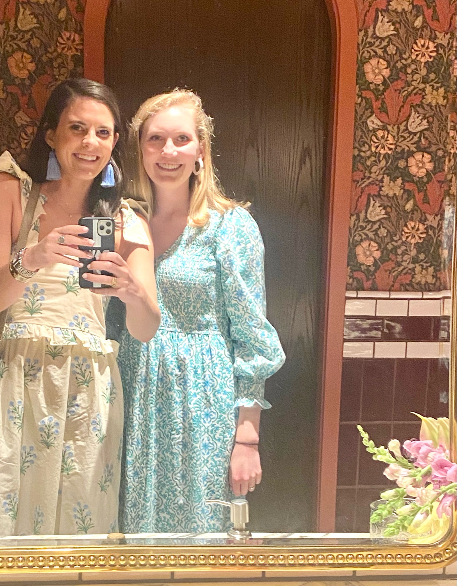 Night one in Boston both in Tuckernuck sundresses! If you’re in need of a girly and delicious dinner in Boston be sure to book a reservation at Contessa!

#LTKstyletip #LTKtravel #LTKunder100