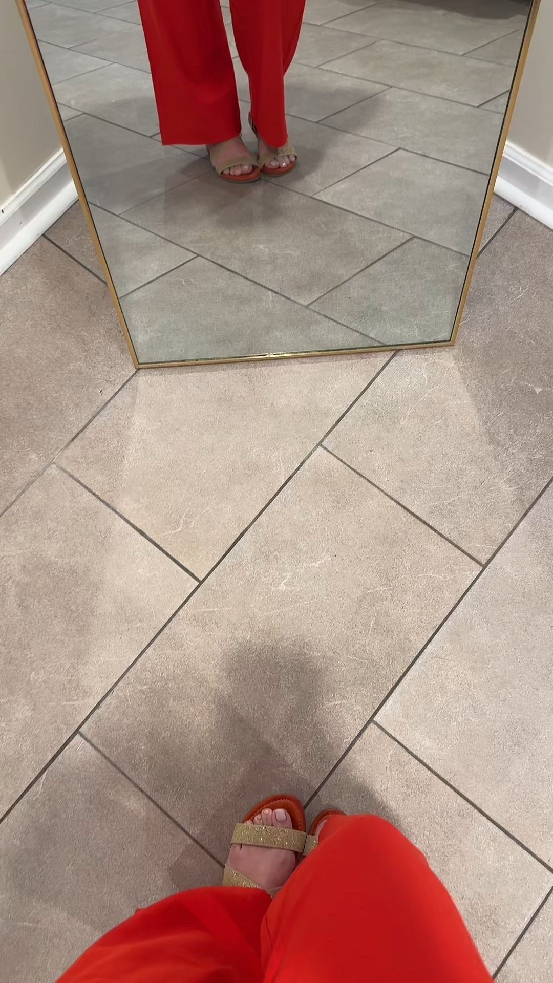 Summer vibes in these super comfy pants!