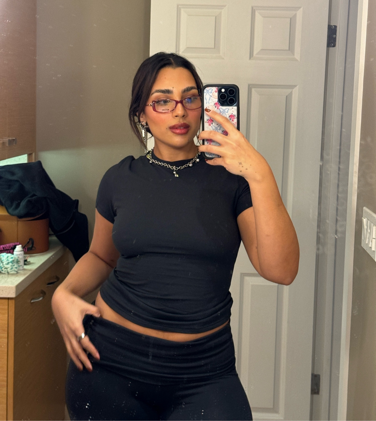 comfiest lounge set!! going to be my new go to for airport, errands, everyday 🖤

#LTKstyletip #LTKmidsize #LTKtravel