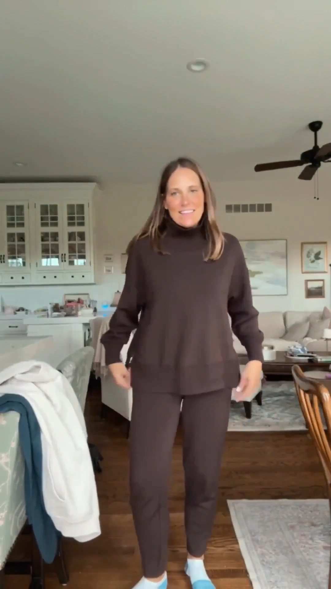 We love this brown set we recently got from Varley! It’s such a pretty coffee bean color and the softest material! It’s perfect for running errands or lounging around the house! 


#LTKOver40 #LTKSeasonal #LTKMidsize