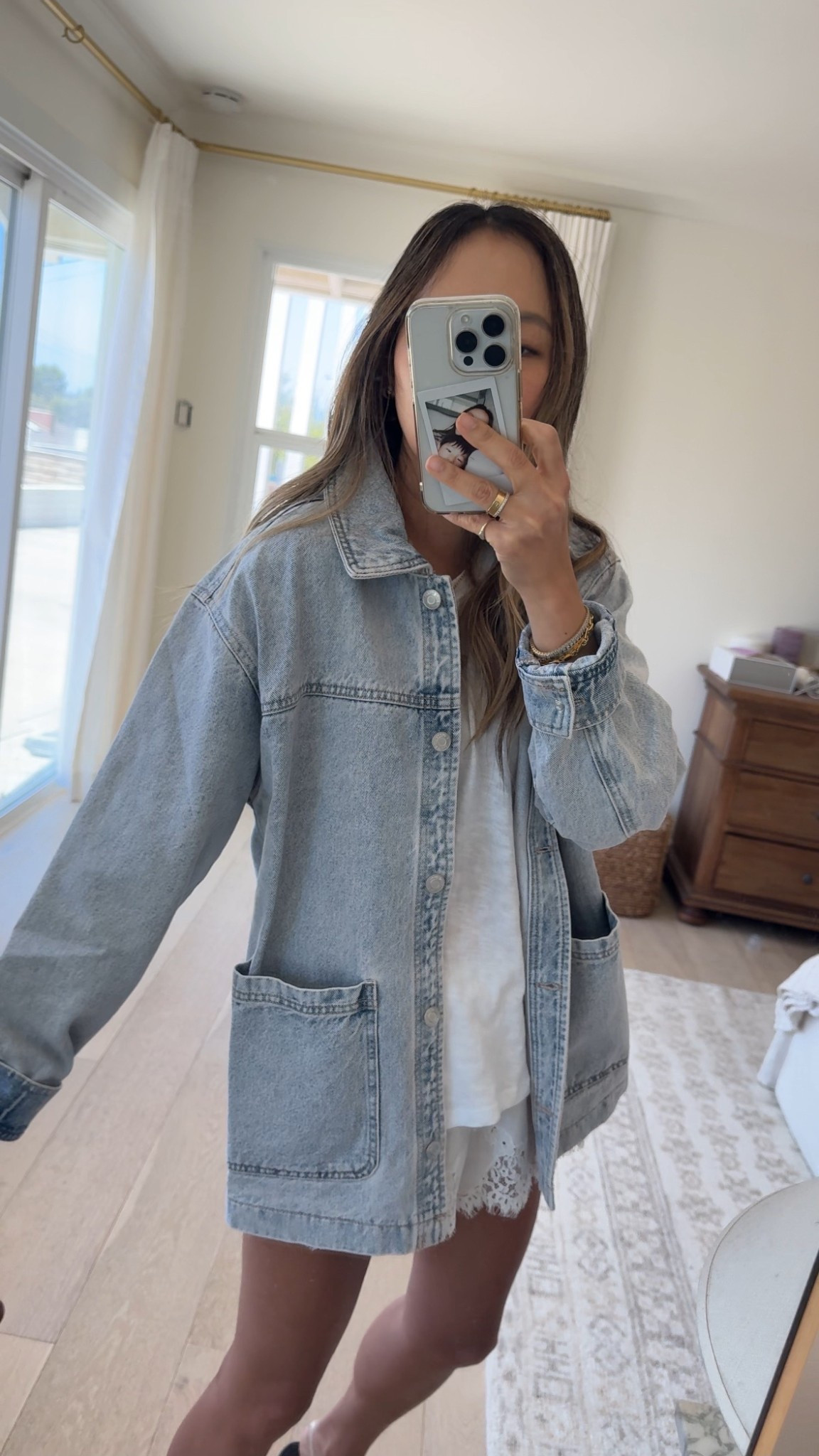 few zsupply pieces i own!
denim jacket size xs
t shirt size small
