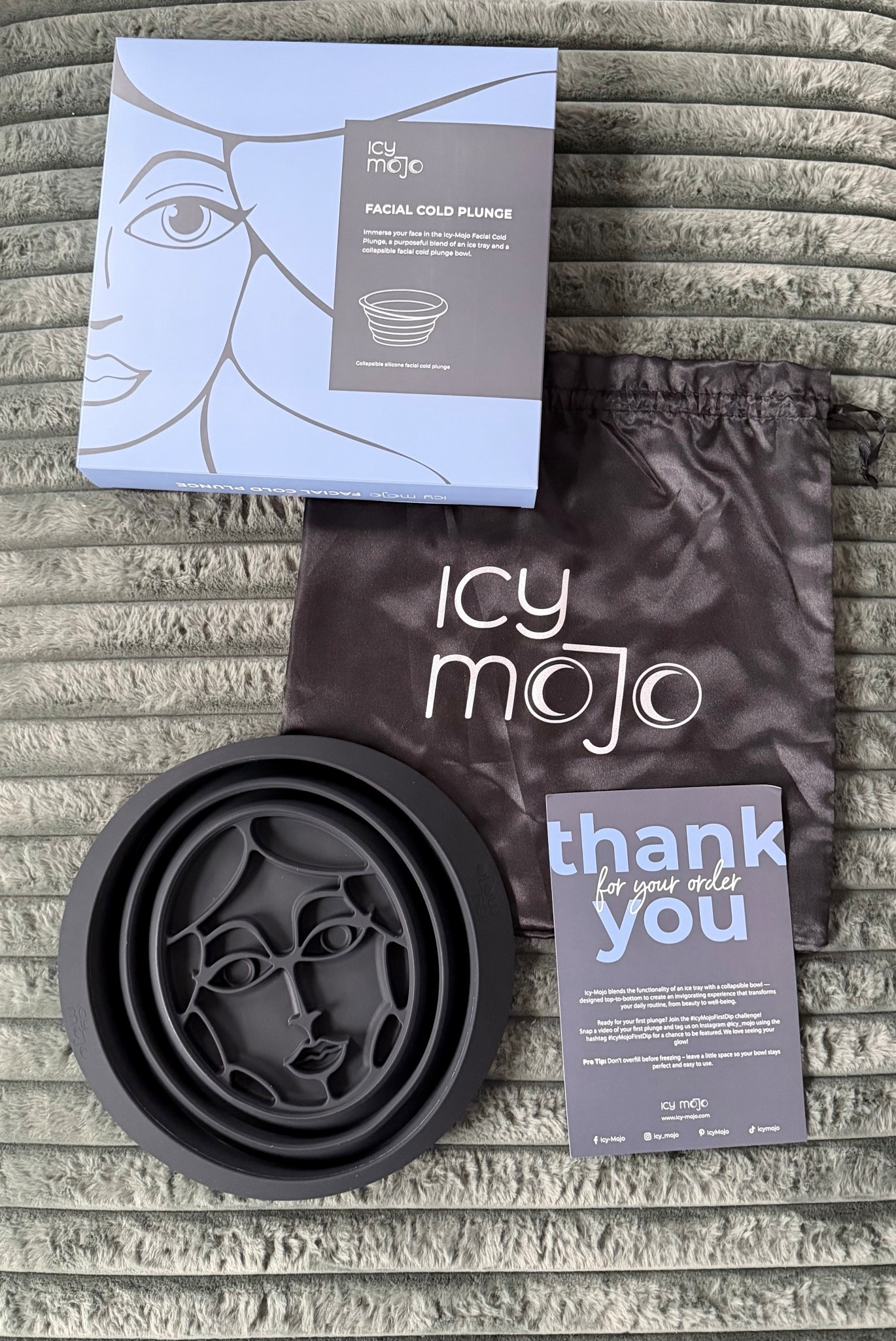 Morning wakeup call! ❄️ This Icy Mojo collapsible bowl makes facial ice plunges effortless (and mess-free) for de-puffing

#LTKselfcare #LTKmorningroutine #LTKBeauty