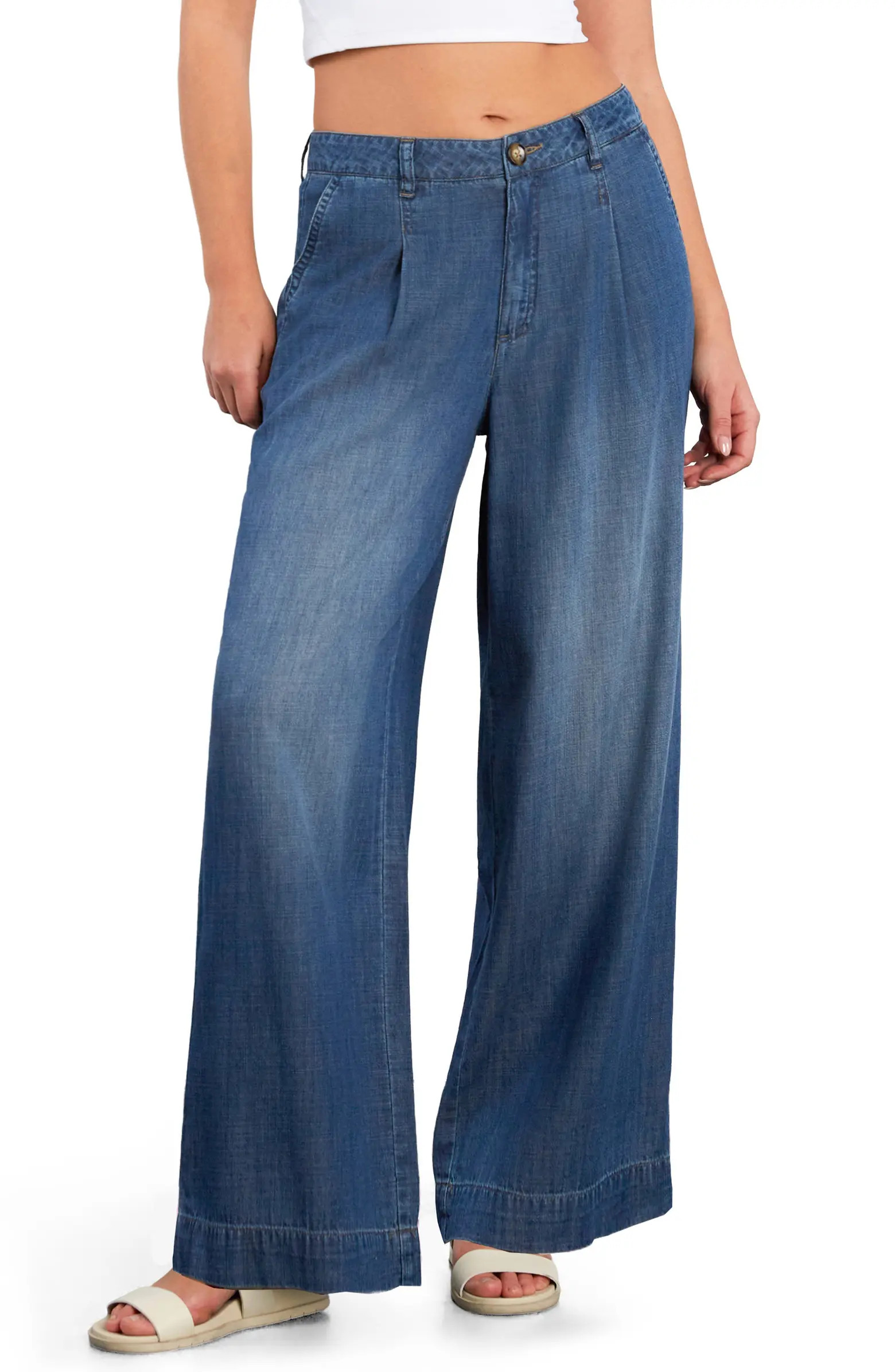 Chill Pleated Mid Rise Wide Leg Jeans | Nordstrom